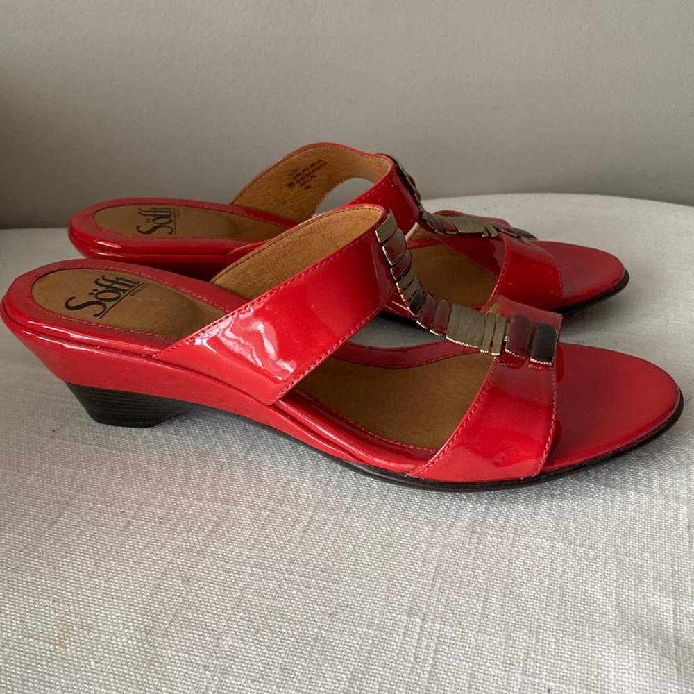 Sofft Coral Red Slide Sandal Size 9 NWT in box Patent Leather - Picture 2 of 8